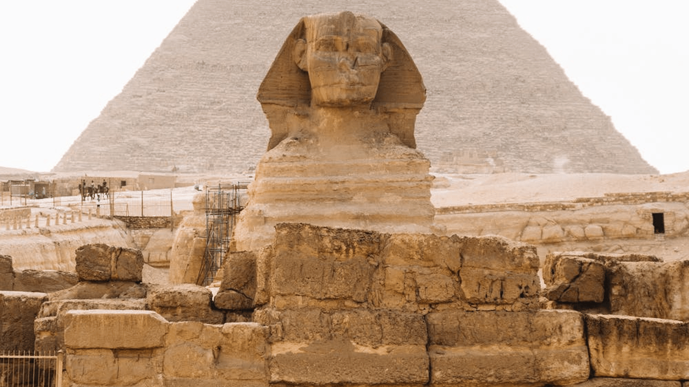 Египет возобновил визовый сбор для туристов