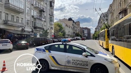 В Киеве на Саксаганского ищут взрывчатку: движение по улице перекрыли. Фото, видео - 285x160