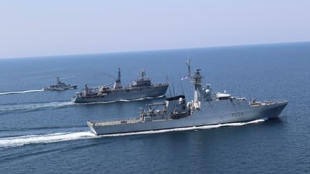 ВМС Украины и Британии провели в Черном море двухдневное обучение. Фото, видео - 285x160