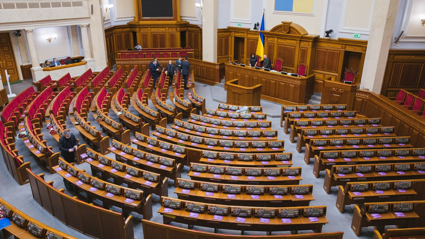 Депутати ВР не голосуют за законы