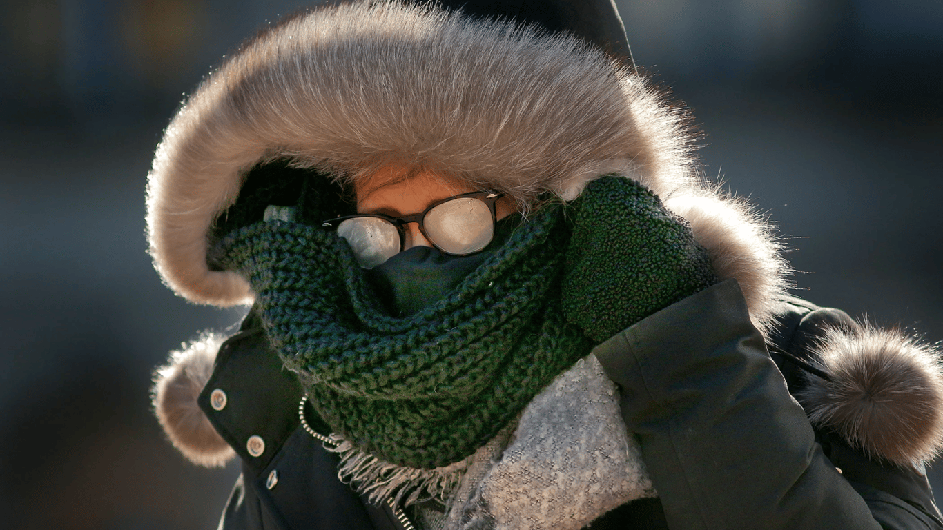 Погода в Україні в вівторок, 30 січня — де вдарять люті морози