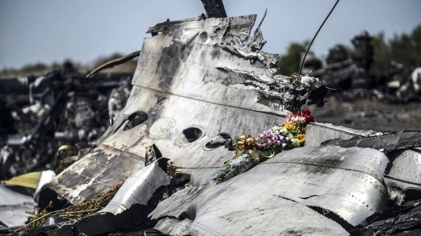 У Гаазі розглянуть справу про збитий над Донбасом літак MH17