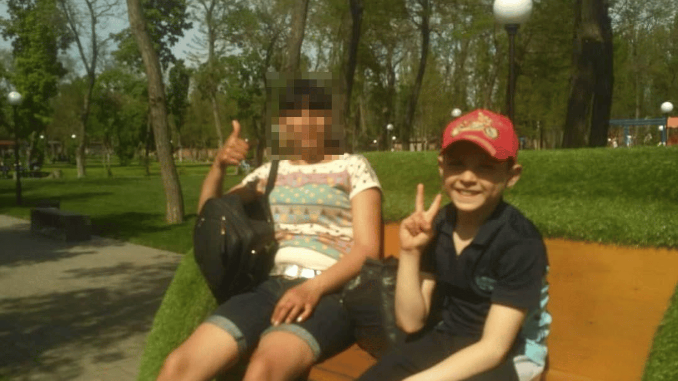 На Днепропетровщине неделю ищут 8-летнего мальчика