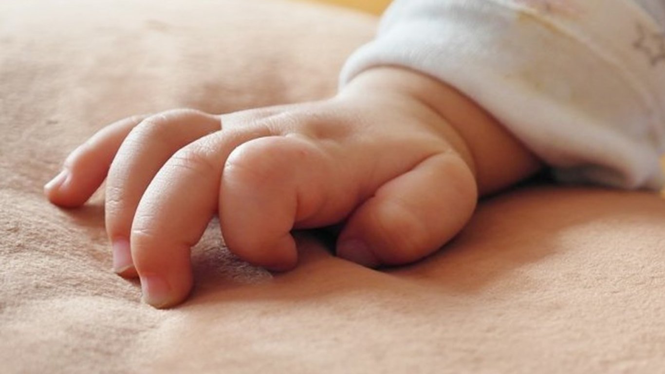 На Житомирщині знайшли мертве немовля