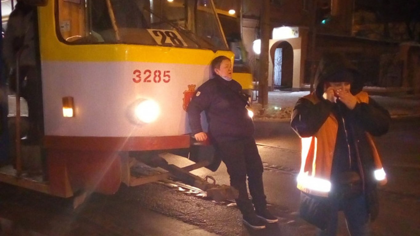 У центрі Одеси чоловік напав на водійку трамвая