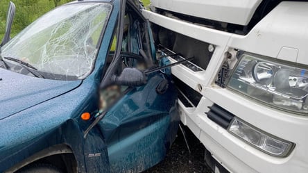 Смертельное ДТП в Одесской области: водитель грузика заснул за рулем и врезался в легковушку - 285x160