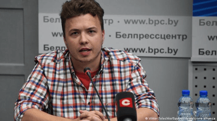 В "ЛНР" заявили, что допросили Протасевича: для чего и что об этом говорит МИД Украины - 285x160