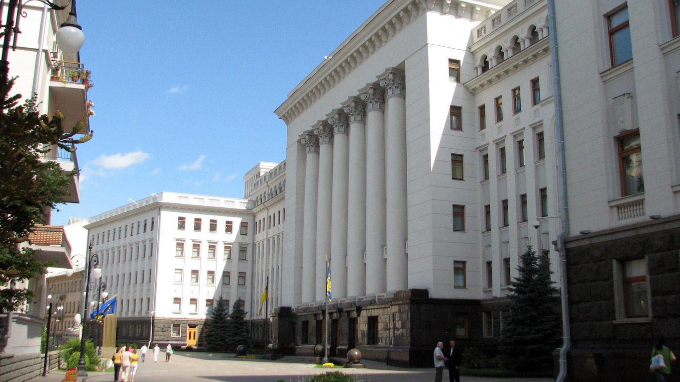 Петиція за звільнення Татарова — ОПУ попросила пояснень у Держспецзв'язку, чому її підписав Байден