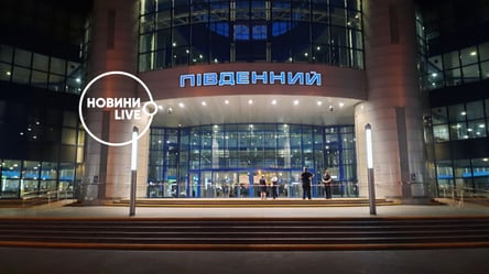 В Киеве снова "заминировали" вокзал. Ексклюзивные фото с места происшествия - 285x160