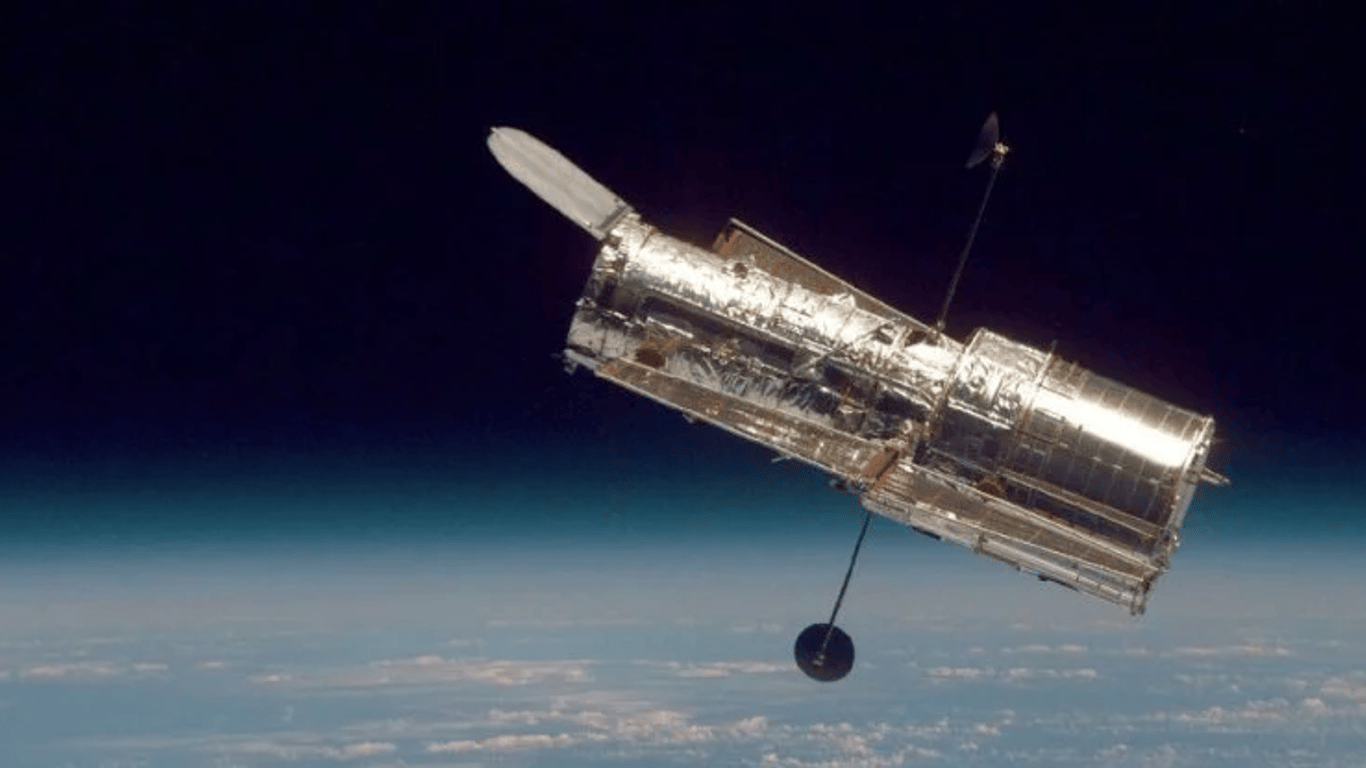 Телескоп Hubble - в NASA не могут починить обсерваторию