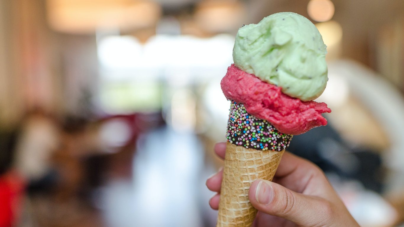 Морозиво влітку не можна їсти частіше одного разу на тиждень