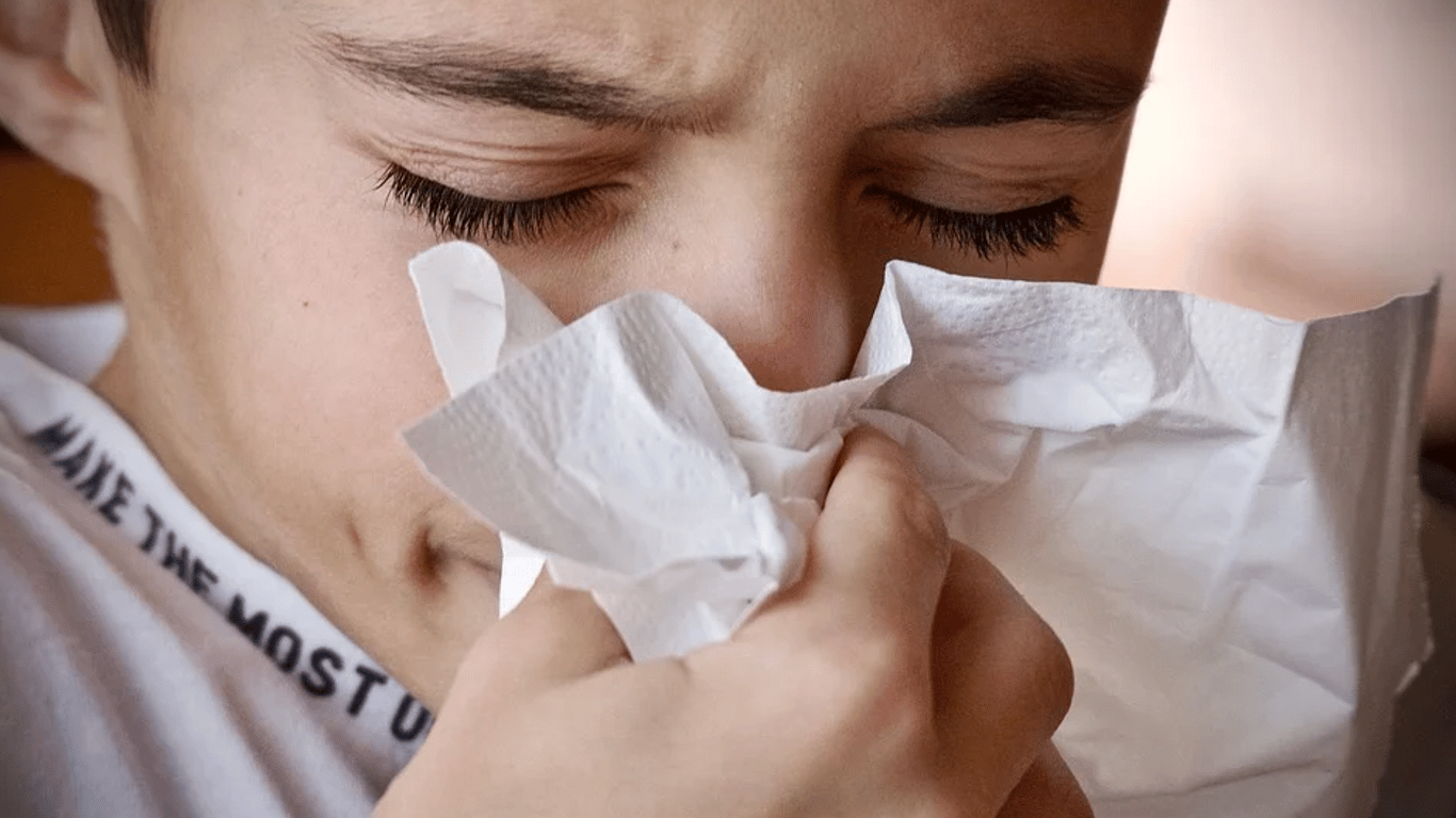 Сезонна алергія - симптоми, як відрізнити від застуди