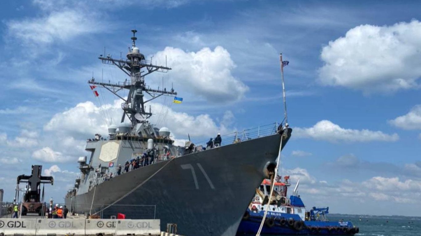 Американский ракетный эсминец прибыл в Одессу: планируются масштабные учения