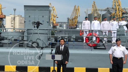 Президент на морі: стало відомо, чому Зеленський прибув до Одеси - 285x160