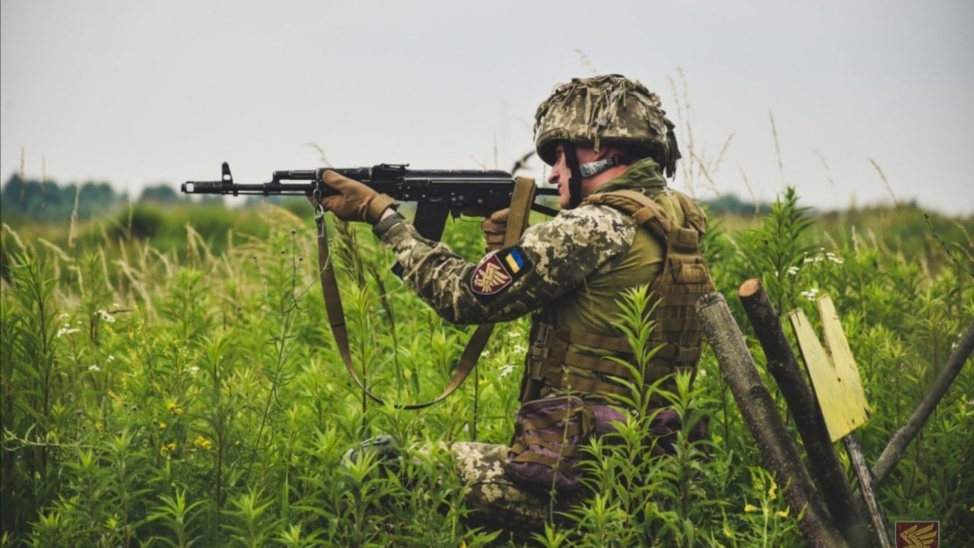 Война на Донбассе - оккупанты обстреляли камеру ОБСЕ
