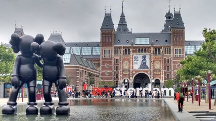 Нидерланды разрешили въезд в страну туристам: какие условия и во сколько обойдутся поездки - 285x160