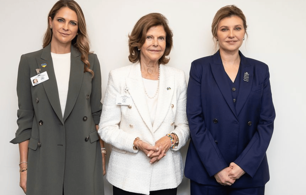 Для натхнення — 5 елегантних образів у стилі Олени Зеленської - фото 4