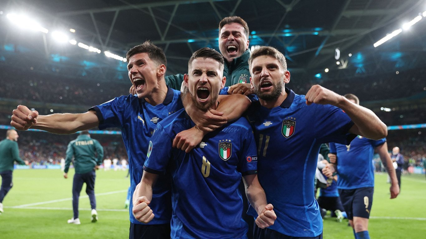 Евро-2020 - Италия стала первым финалистом Чемпионата Европы