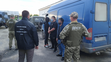 В Одесской области задержали автобус с нелегалами: все они имели проблемы с законом - 285x160