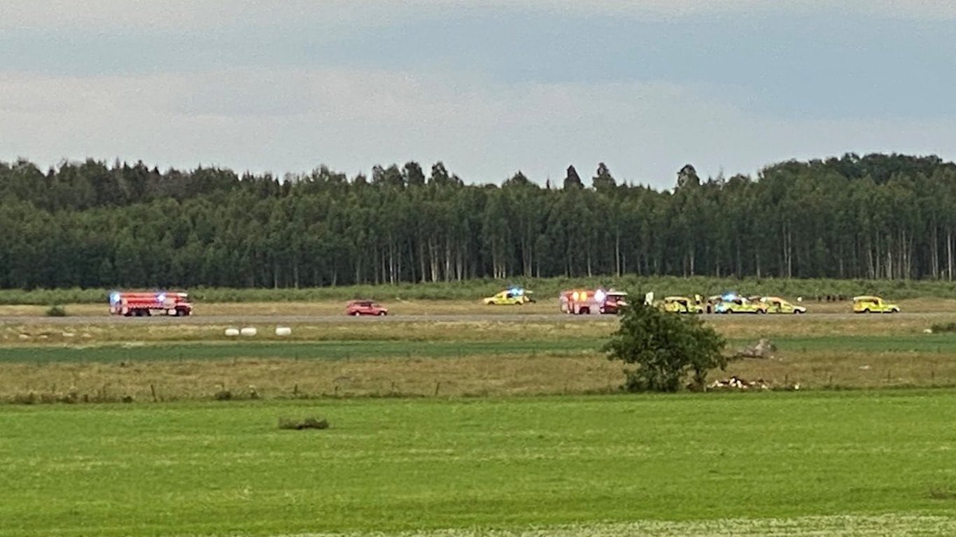 Авиакатастрофа в Швеции - разбился самолет с девятью пассажирами на борту