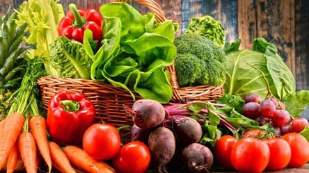 Корисна їжа влітку: головні 10 овочів, які варто додати до свого раціону в липні - 285x160