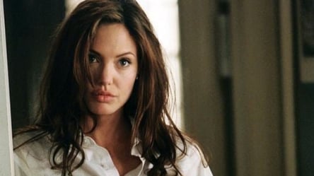 Анджелина Джоли "подогрела" слухи о романе с известным репером - 285x160