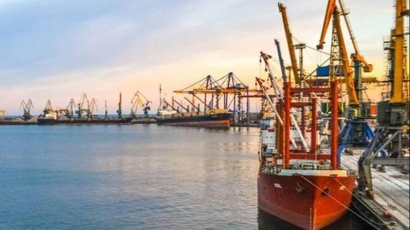 Одеський суд розірвав договір оренди з Чорноморським портом