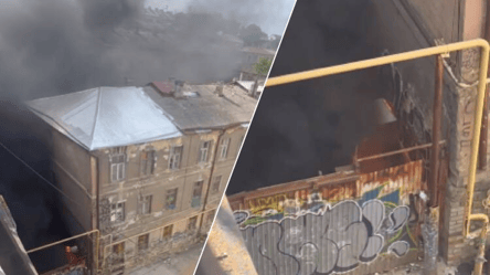 Над центром Одессы черные клубы дыма: на Деволановском спуске случился пожар. Видео - 285x160