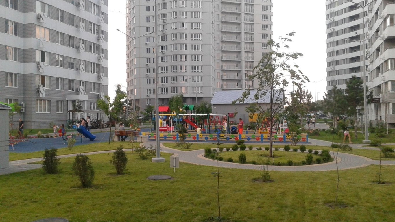 В Одессе жители спального района не знают, где учить детей