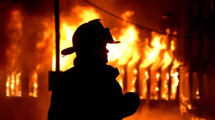Ночной пожар в Одесской области: дом сгорел дотла - 285x160