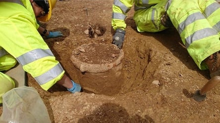 Британські археологи знайшли артефакти, яким близько 6 тисяч років - 285x160