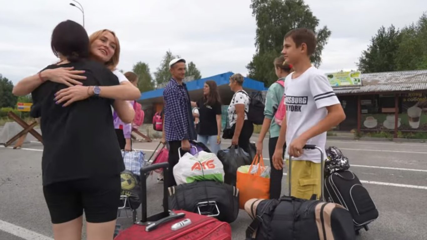Главные новости Украины 26 августа: авиакатастрофа в Житомирской области и 
возвращение детей с ВОТ
