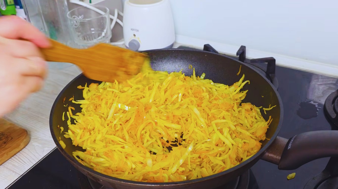 пиріжки з капустою