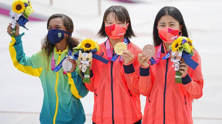 Рекорд Олимпиады в Токио: 13-летняя японская скейтбордистка завоевала "золото" Игр - 285x160
