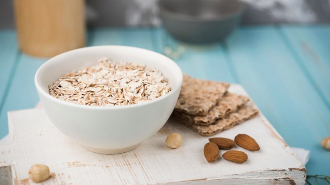 чим корисніше всього снідати 