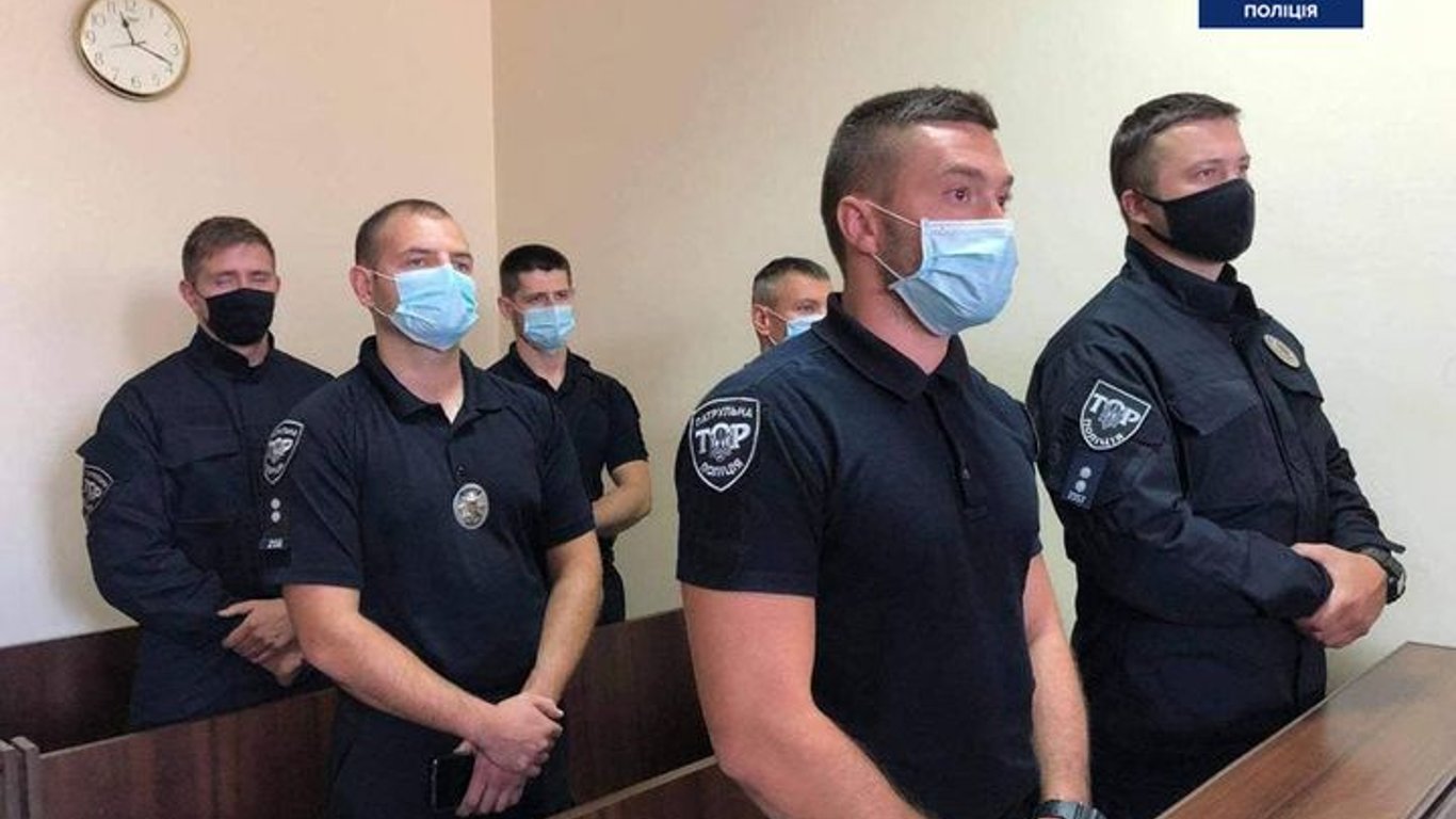Во Львове приговорили к заключению патрульных из-за смерти 22-летнего в игорном клубе - подробности