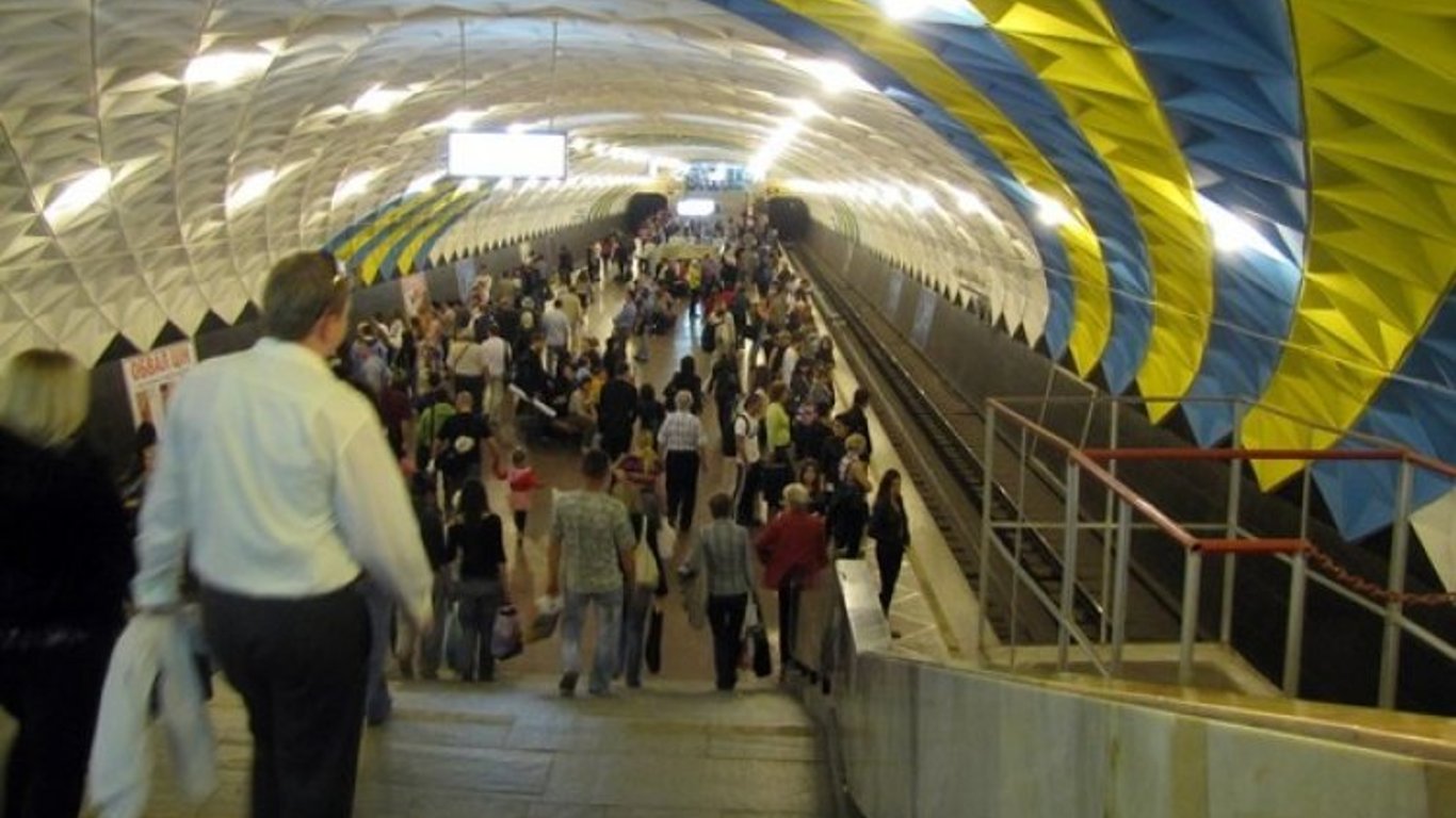 Харьковское метро прекратило движение