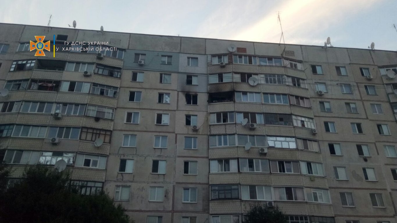 В Харькове 4 августа горела многоэтажка, первые подробности, фото