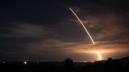 US Air Force tests unarmed Minuteman III ICBM over Pacific Ocean - 304x171