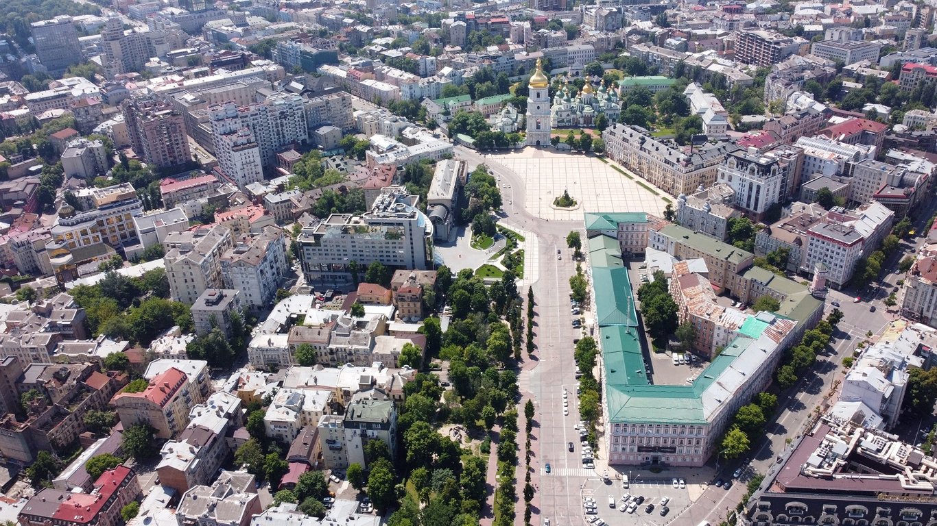 У центрі Києва 18, 20 та 22 серпня масштабно перекриють рух транспорту - подробиці