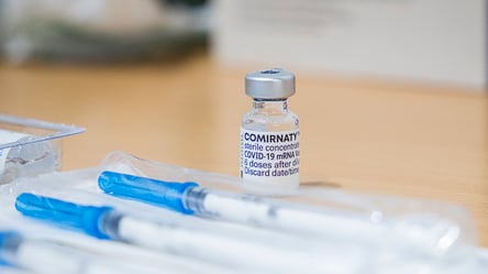 У МОЗ порадили не чекати Pfizer, а щеплюватися наявними COVID-вакцинами - 285x160