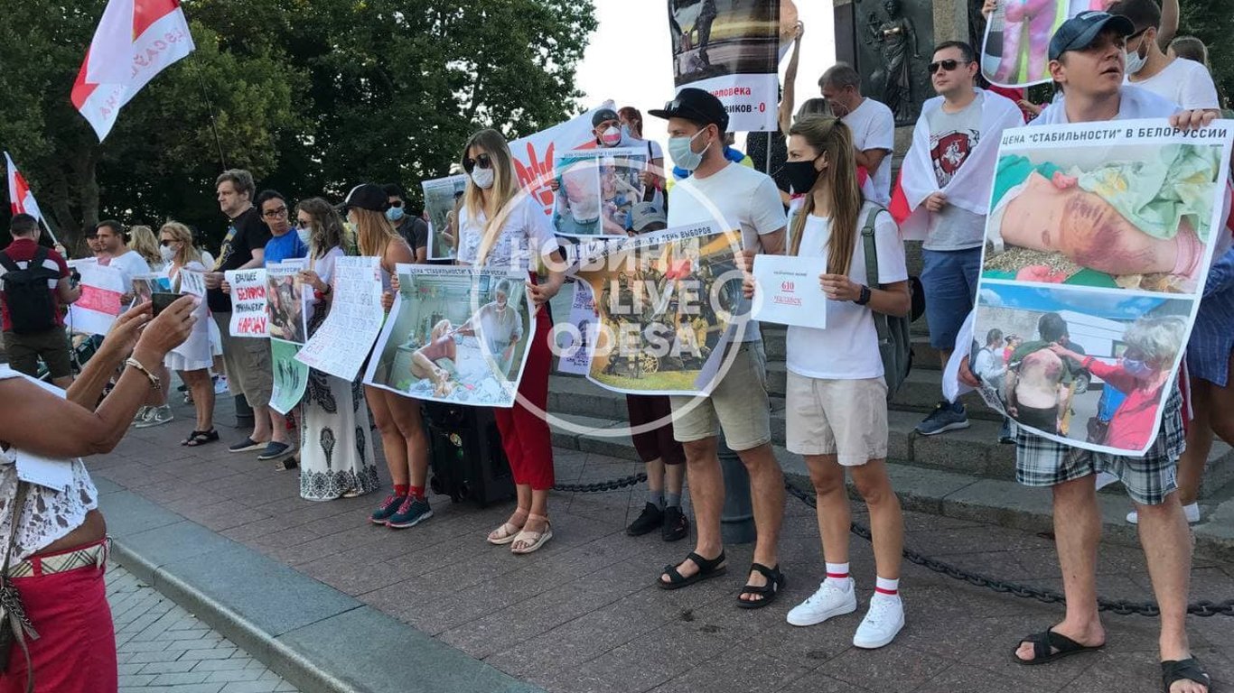 "День единения белорусов"- в Одессе состоялась акция в поддержку политзаключенных