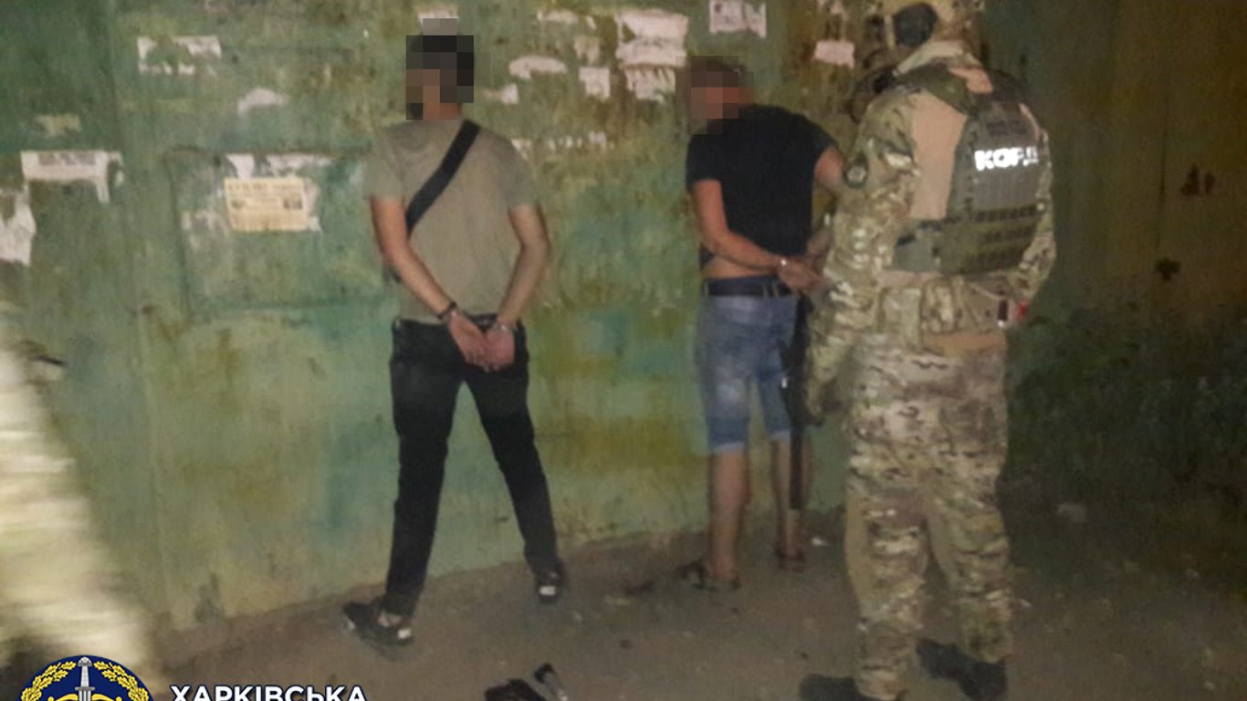 10 серпня у Харкові затримали банду, яка грабувала наркоманів - подробиці