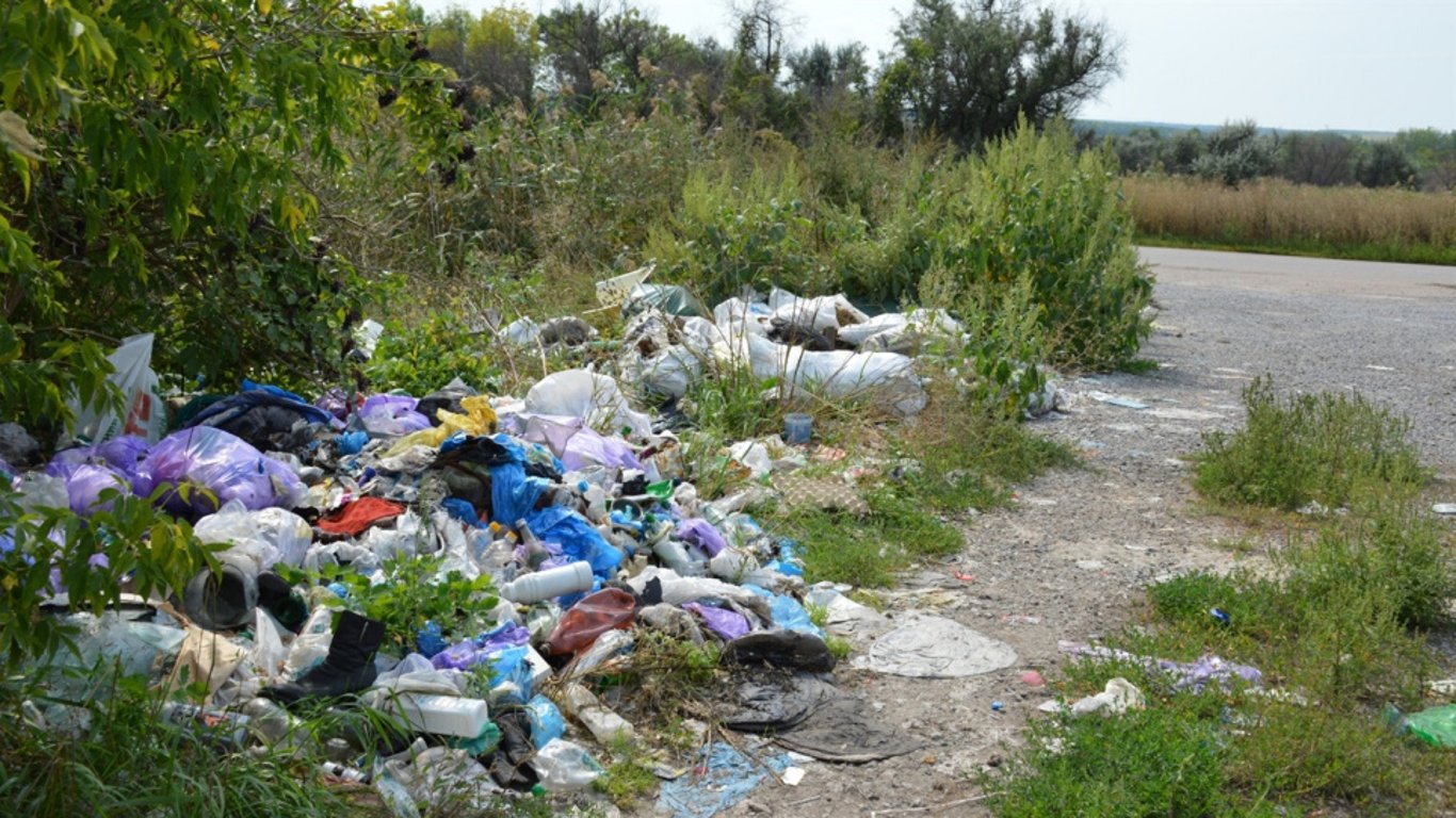 На Одещині ОТГ потопають у смітті