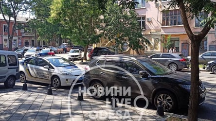 В Одессе водитель мопеда врезался в Nissan: мужчина пострадал. Фото - 285x160