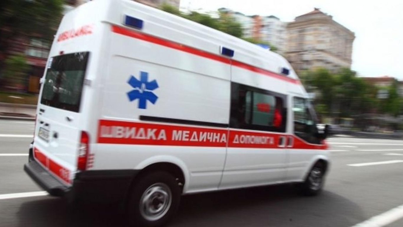 В Харькове с мужчиной произошла трагедия - потерял сознание и умер посреди улицы