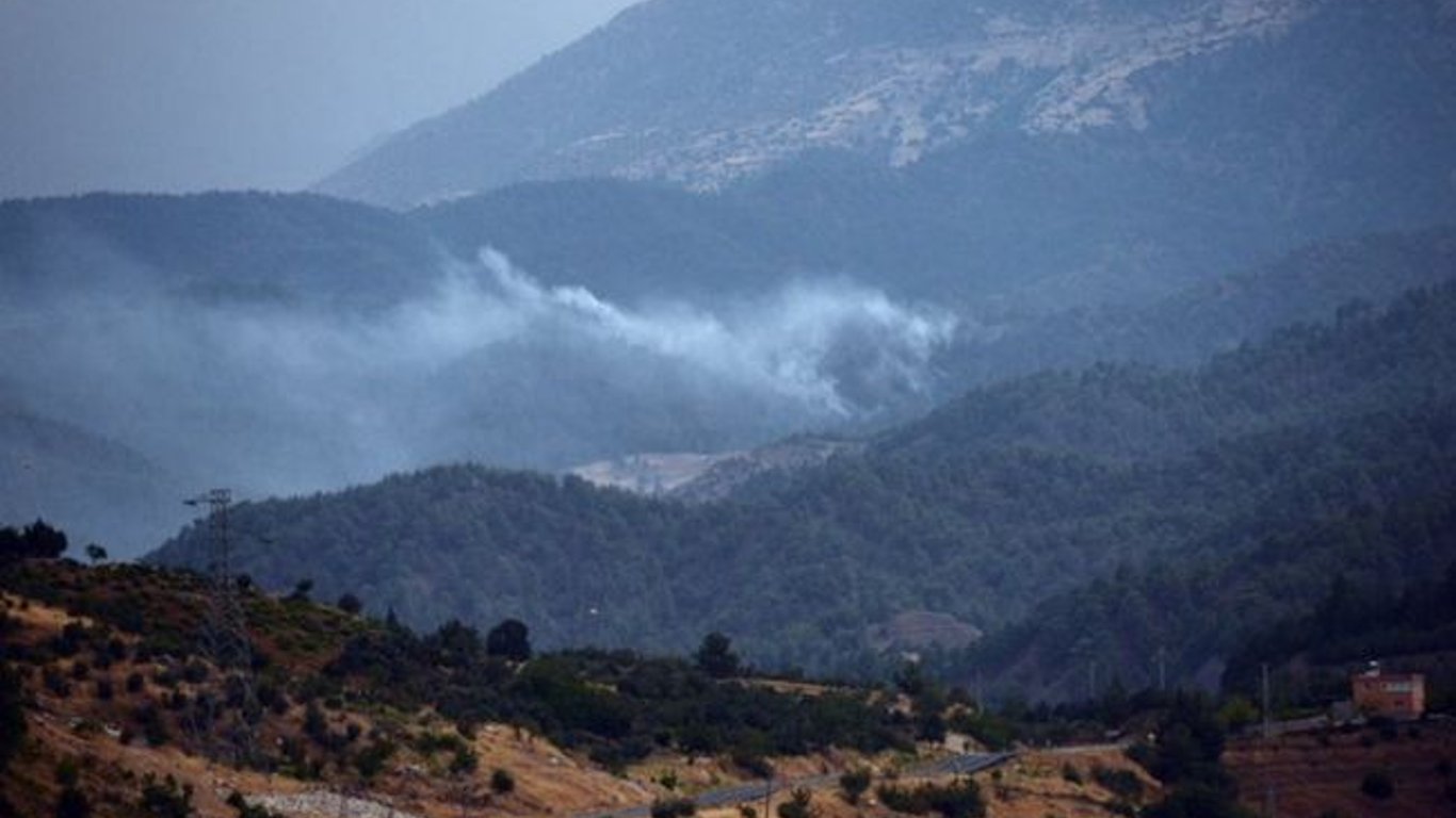 У Турції розбився пожежний літак