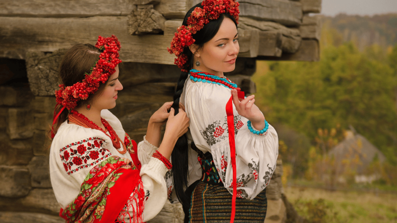 Українське народне вбрання - історія та фото