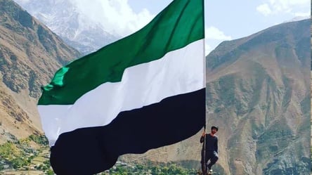 На півночі Афганістану знову розгорнули прапор опору талібам: подробиці - 285x160