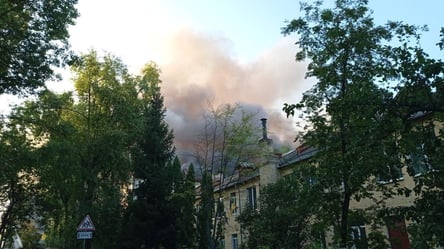 В Киеве утром горела многоэтажка, жителей эвакуировали. Фото - 285x160